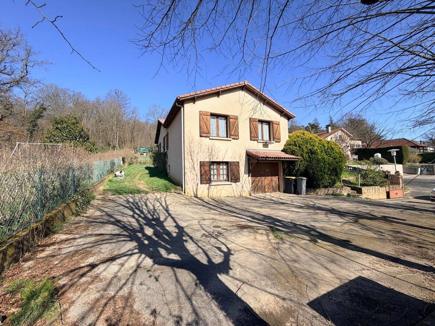Maison 5 pièces 138 m² · à Reyrieux · 138 m² · 439 000 €