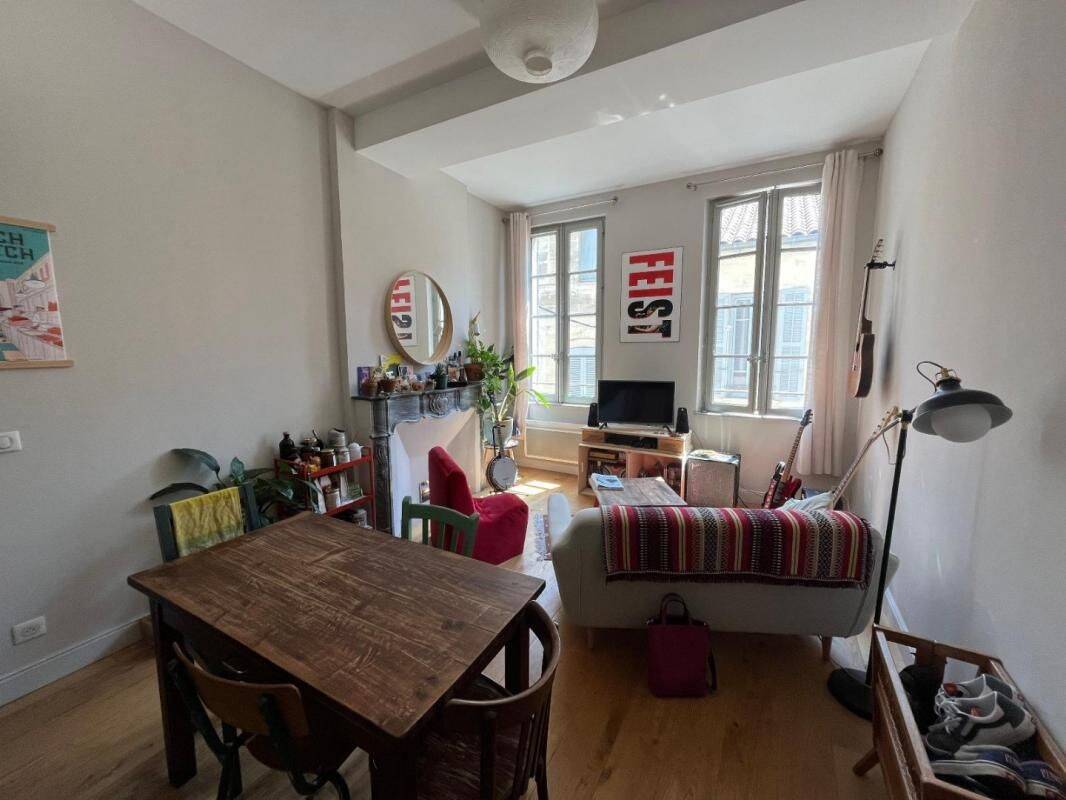 Appartement 3 pièces 54 m² · à Avignon · 54 m² · 742 €
