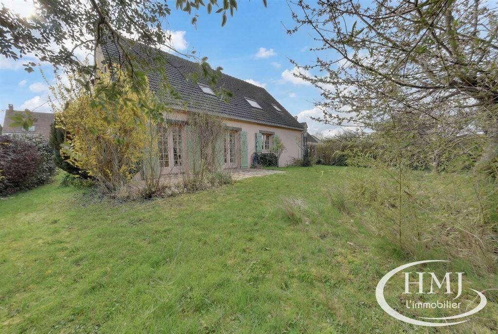 Maison 7 pièces 110 m² · à Lisses · 110 m² · 372 750 €