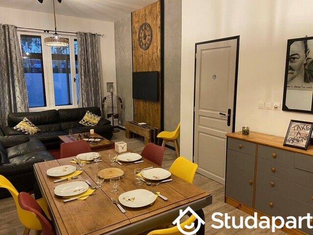 1 pièce 10 m² · à Lille · 10 m² · 440 €