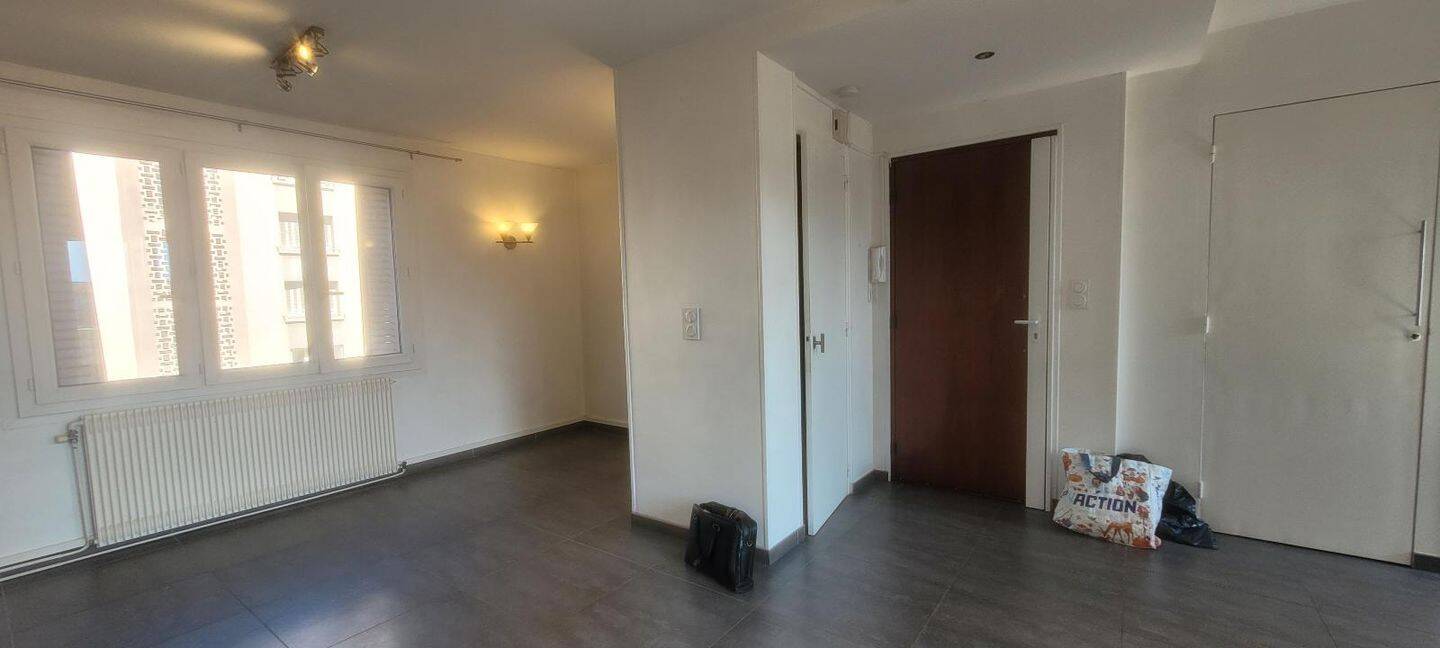 Appartement 3 pièces 58 m² · à Grenoble · 58 m² · 695 €
