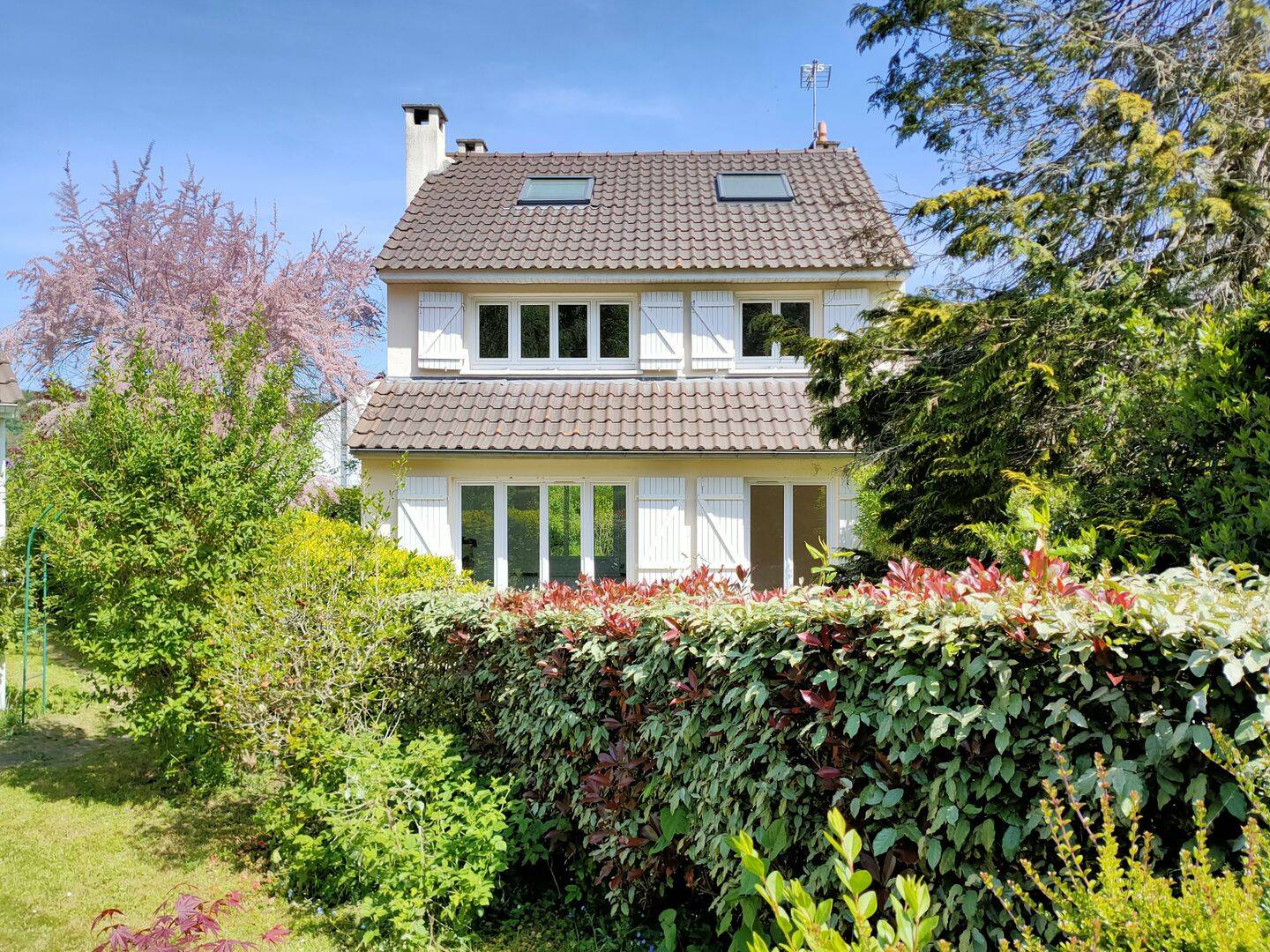 Maison 7 pièces 126 m² · à Saint-Rémy-lès-Chevreuse · 126 m² · 529 000 €