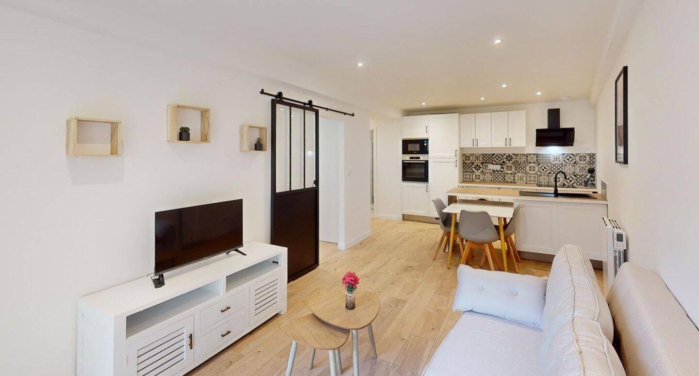 Appartement 1 pièce 43 m² · à Rodez · 43,3 m² · 600 €