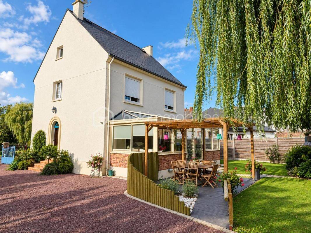 Maison 6 pièces 143 m² · à Trévières · 143 m² · 349 000 €