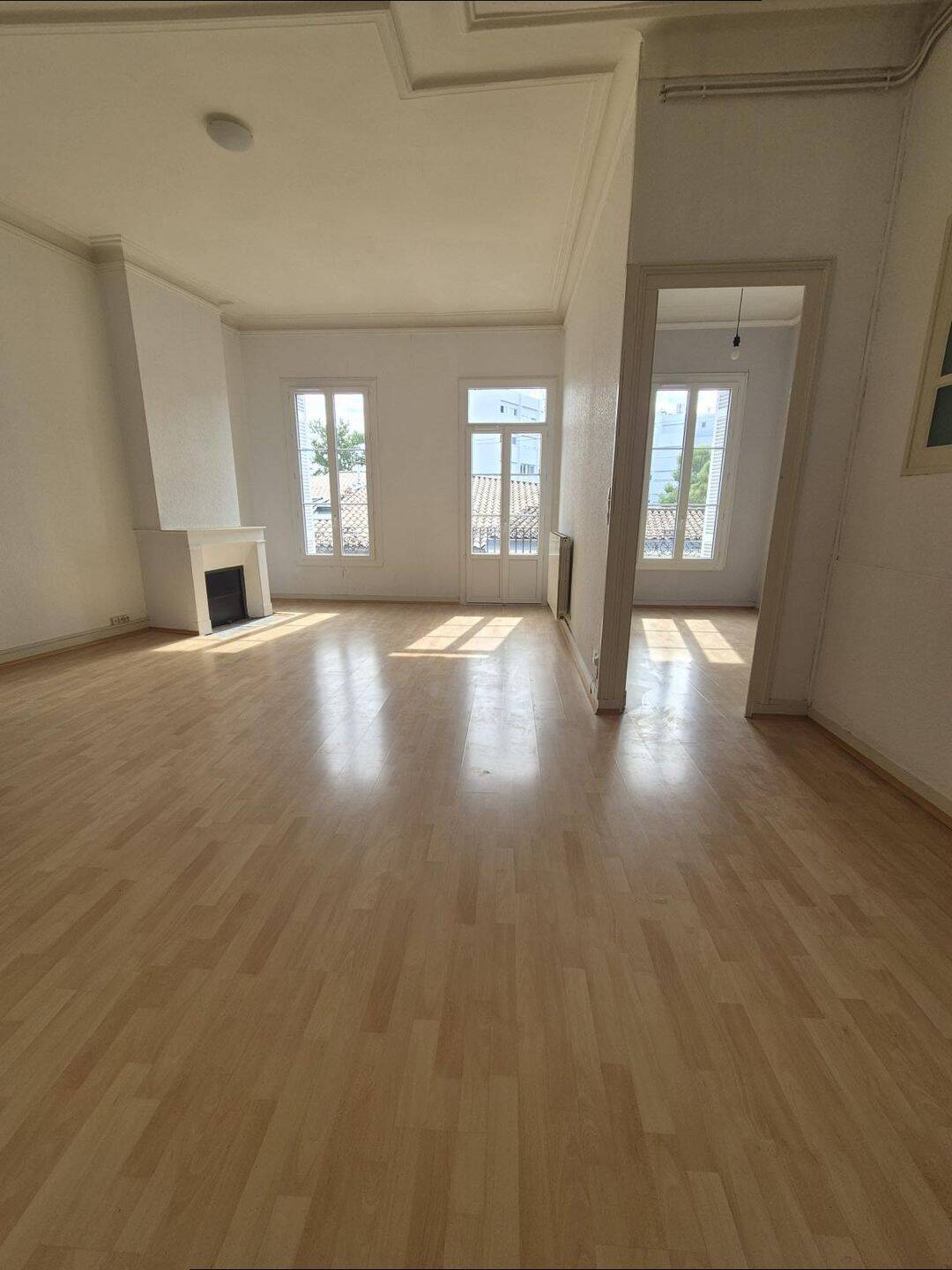 Appartement 4 pièces 95 m² · à Bordeaux · 95 m² · 1 350 €/mois