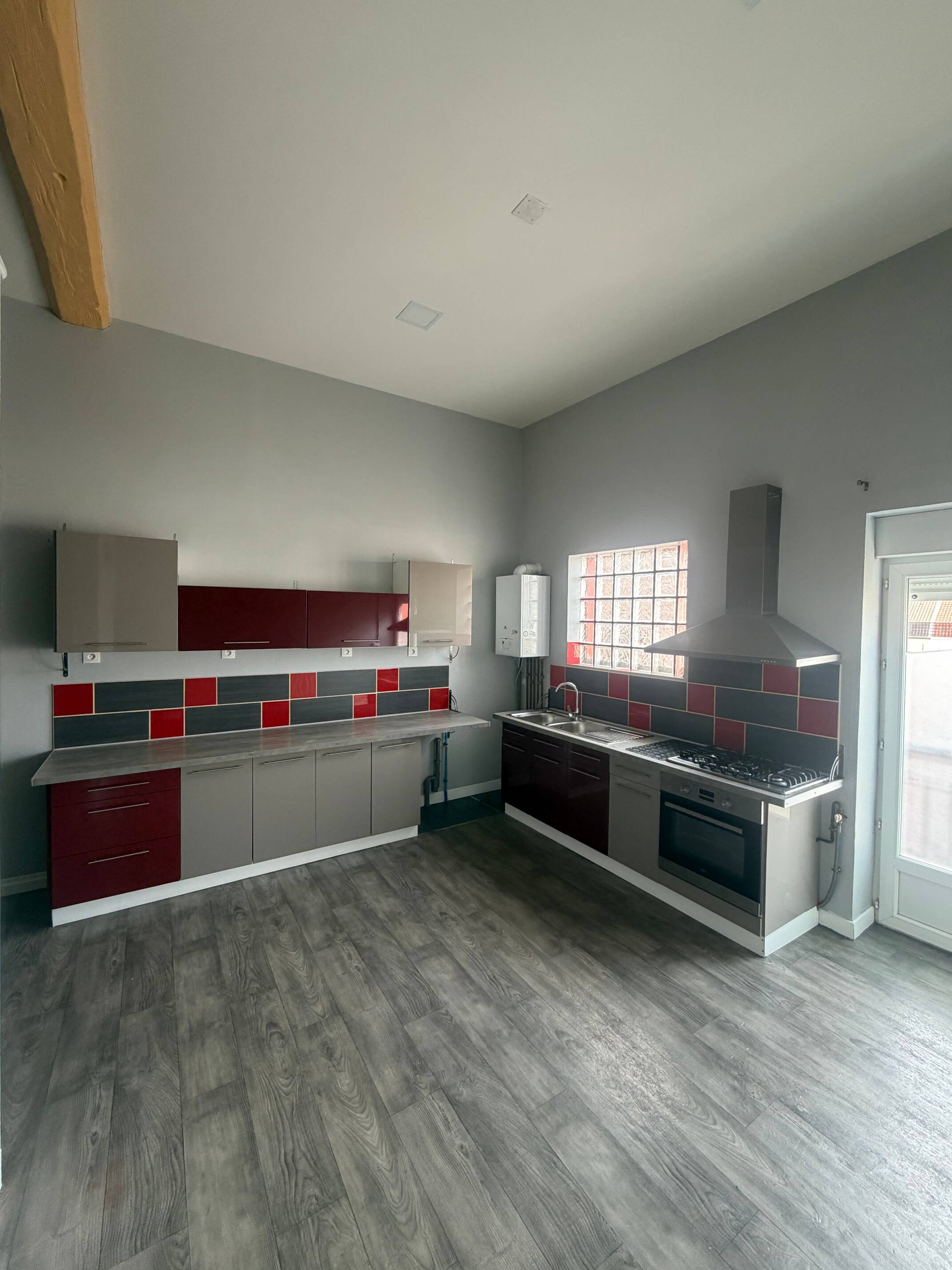 Appartement 4 pièces 75 m² · à Tourcoing · 75 m² · 680 €