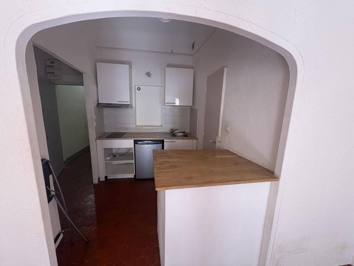 Appartement 1 pièce 27 m² · à Aix-en-Provence · 26,8 m² · 666 €