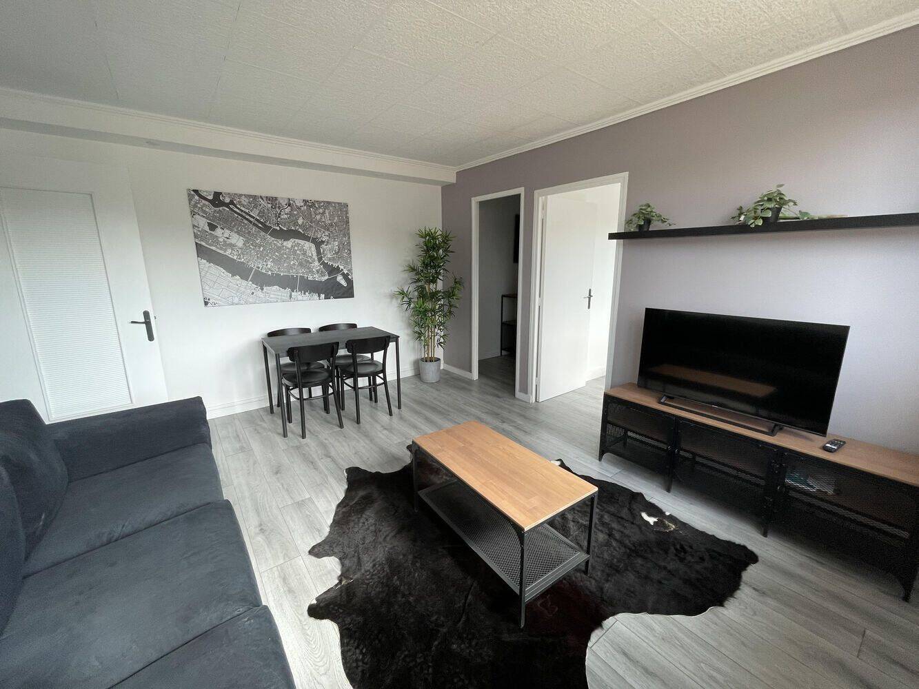5 pièces 85 m² · à Orléans · 85 m² · 1 300 €