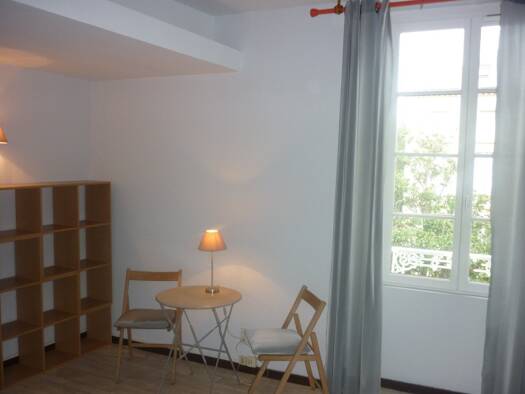 Appartement à vendre - Première occupation 66 000 € 1 pièce 22,2 m² Étage 1/1 Centre Ville Périgueux 24000