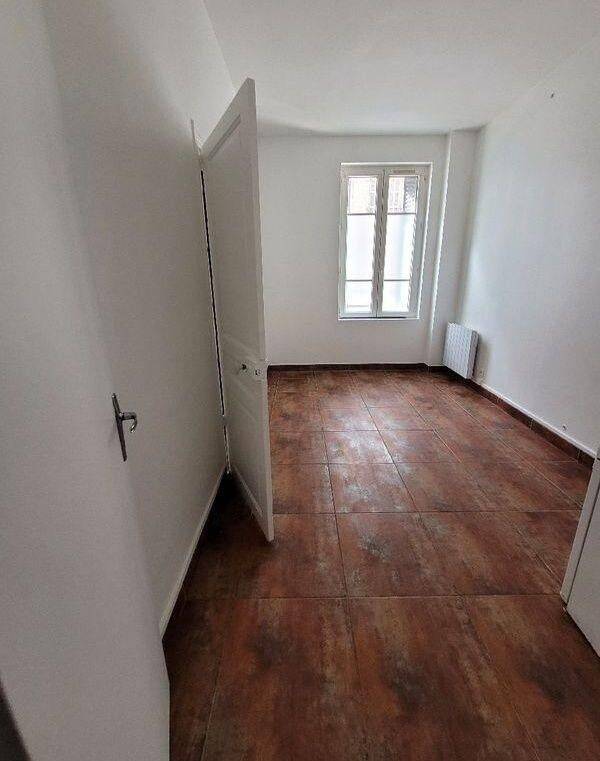 Appartement 2 pièces 32 m² · à Saint-Denis · 32 m² · 800 €
