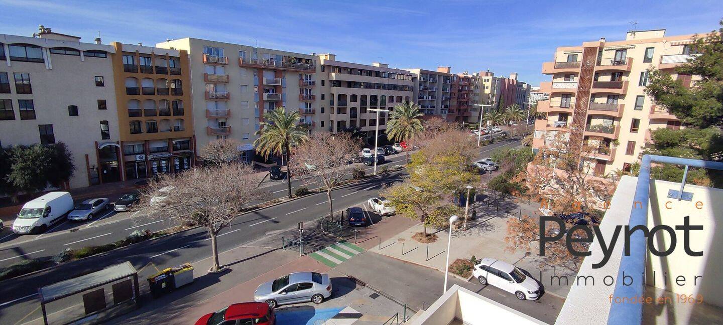 Appartement 4 pièces 92 m² · à Perpignan · 91,7 m² · 915 €