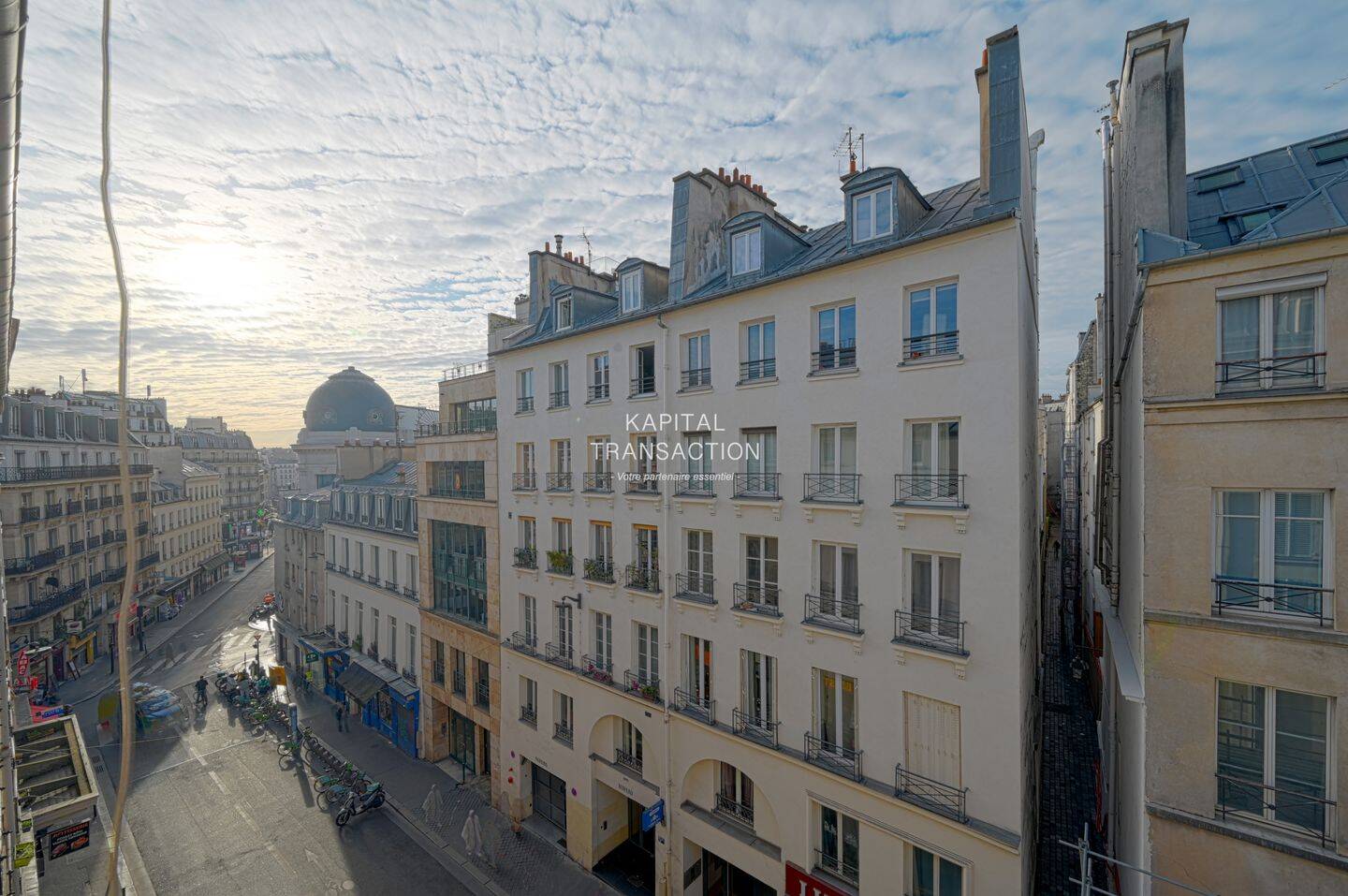 Appartement 2 pièces 42 m² · à Paris 9ème Arrondissement · 42 m² · 375 000 €