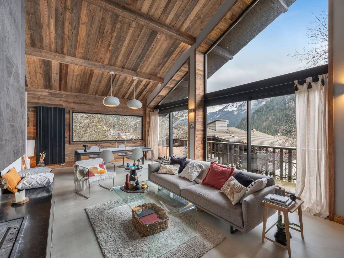 Appartement 6 pièces 187 m² · à Châtel · 186,7 m² · 1 680 000 €