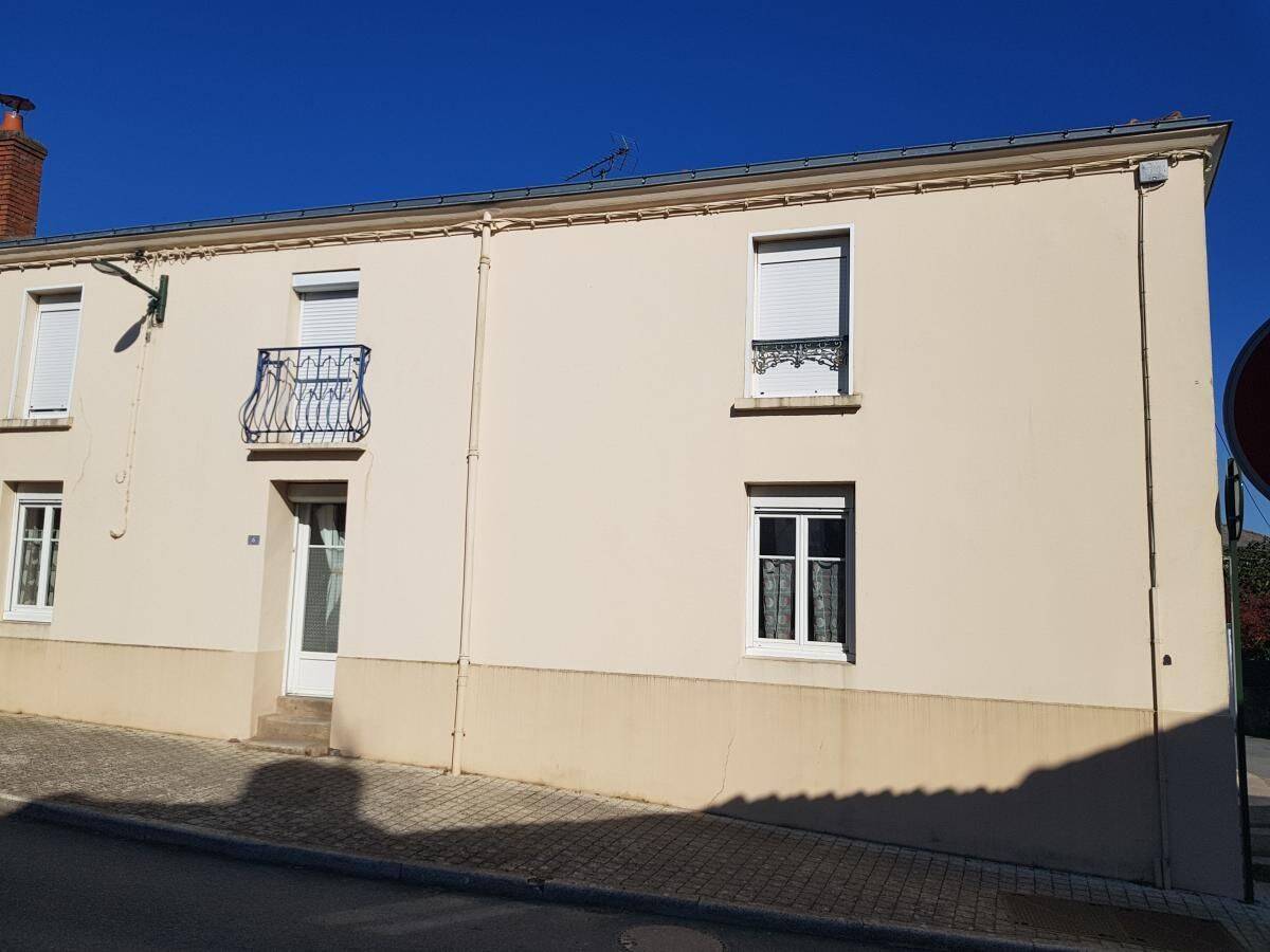 Maison 5 pièces 132 m² · à Vieillevigne · 132 m² · 159 000 €