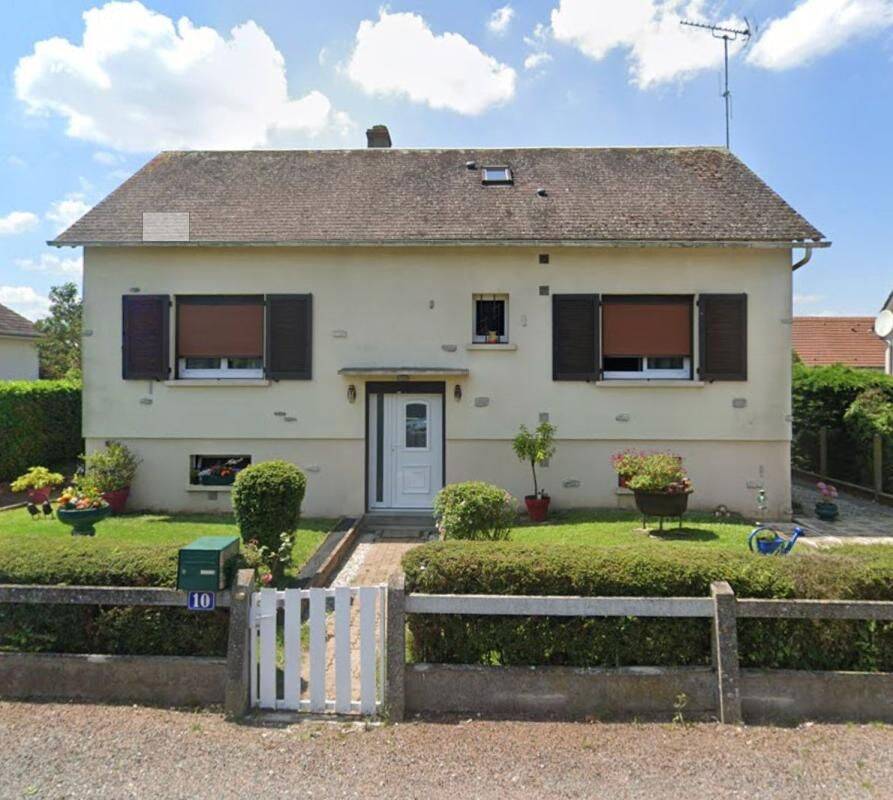 Maison 4 pièces 83 m² · à Janville-en-Beauce · 83,2 m² · 151 200 €