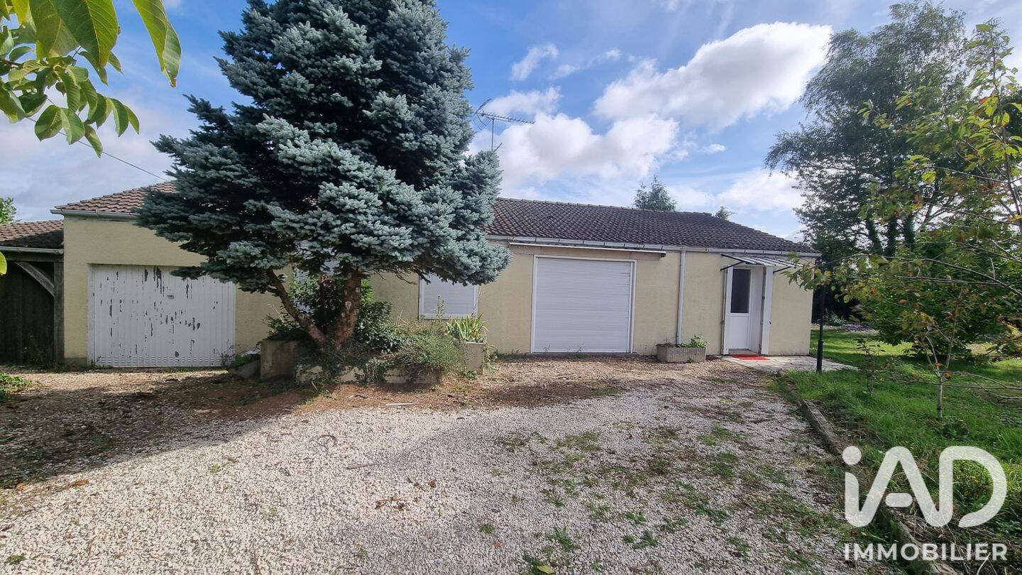 Maison 3 pièces 94 m² · à La Chapelle-sur-Aveyron · 94 m² · 750 €/mois