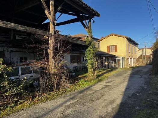 Maison à vendre 112 224 € 4 pièces 2 chambres 110 m² 987 m² de terrain Montsaunès 31260