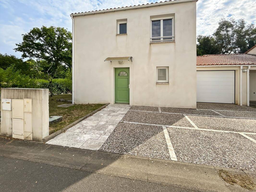 Maison 4 pièces 84 m² · à La Roche-sur-Yon · 83,9 m² · 202 000 €