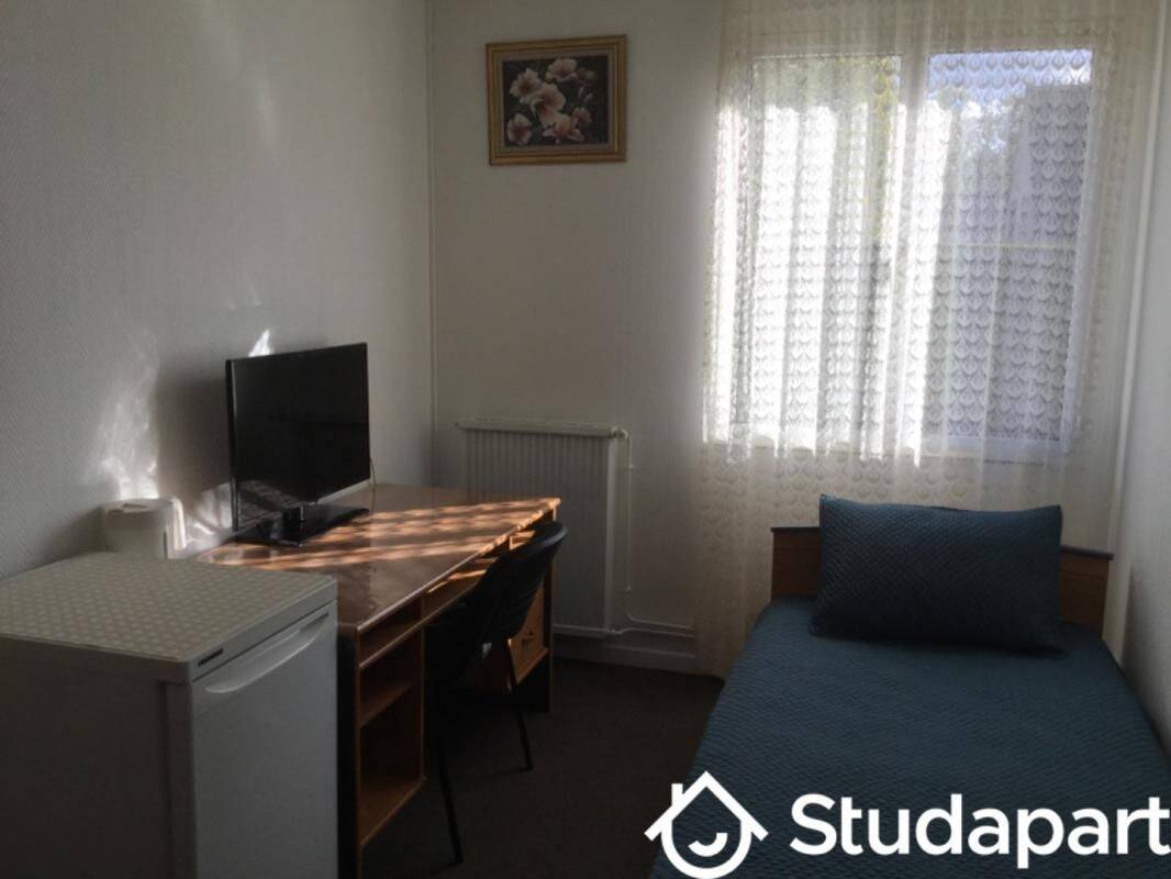 Maison 1 pièce 12 m² · à Château-Thierry · 12 m² · 400 €