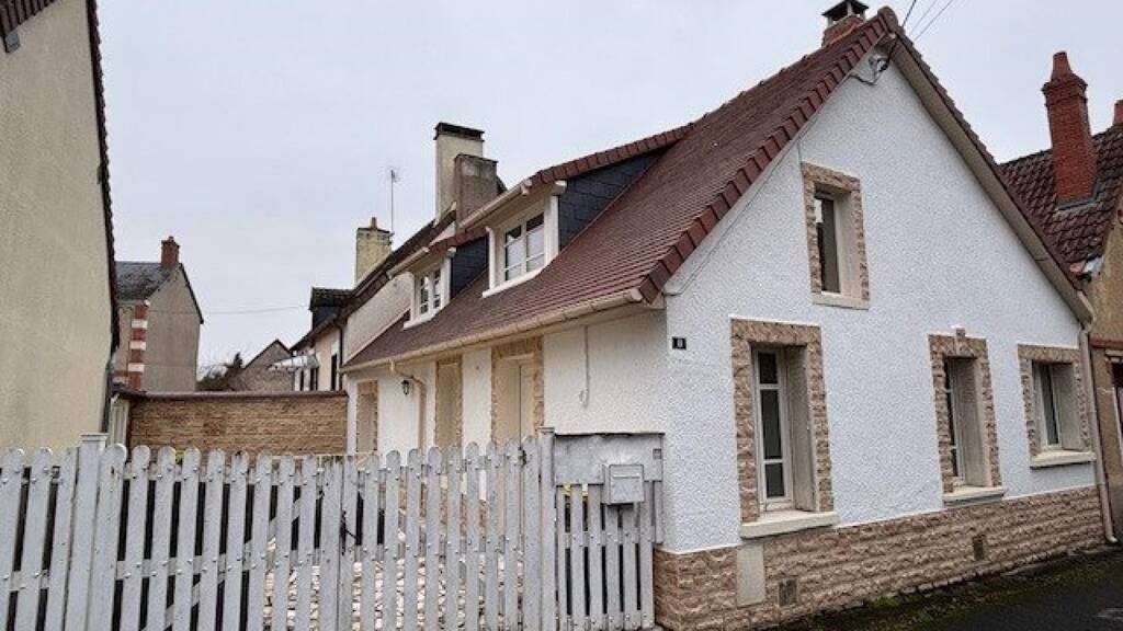 Maison à vendre 110 000 € 4 pièces 3 chambres 85 m² 223 m² de terrain Chabris 36210
