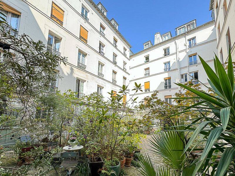 Appartement 3 pièces 67 m² · à Paris 10ème Arrondissement · 67 m² · 650 000 €
