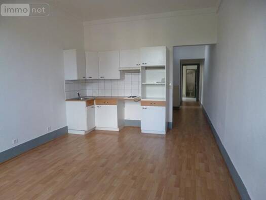 Appartement à louer 510 € 2 pièces 1 chambre 46 m² 2ème étage Centre Ville Bourg-en-Bresse 01000