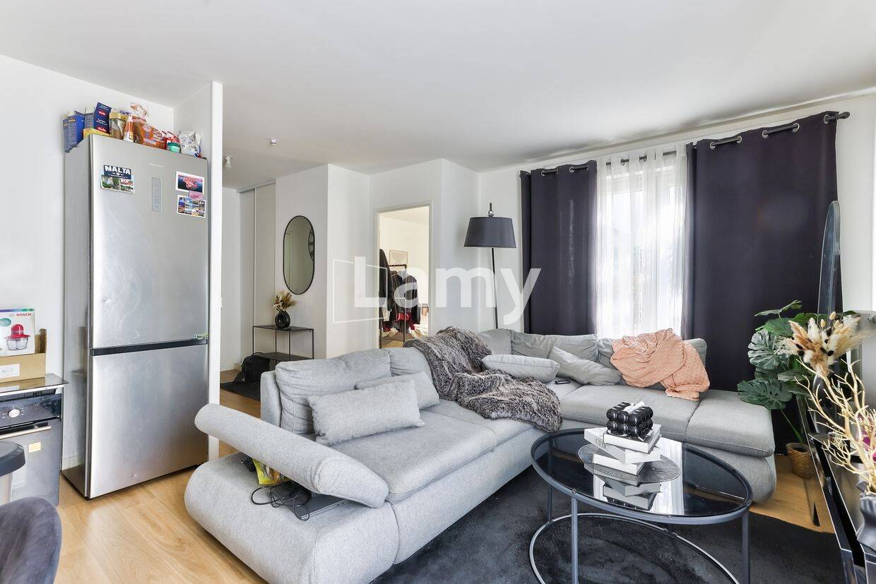 Appartement 2 pièces 42 m² · à Évry-Courcouronnes · 41,7 m² · 139 000 €