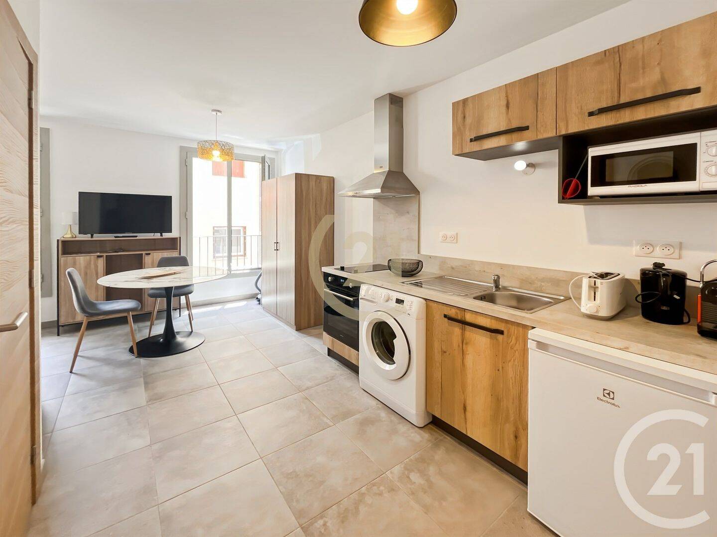 Appartement 1 pièce 23 m² · à Calvi · 23,3 m² · 600 €