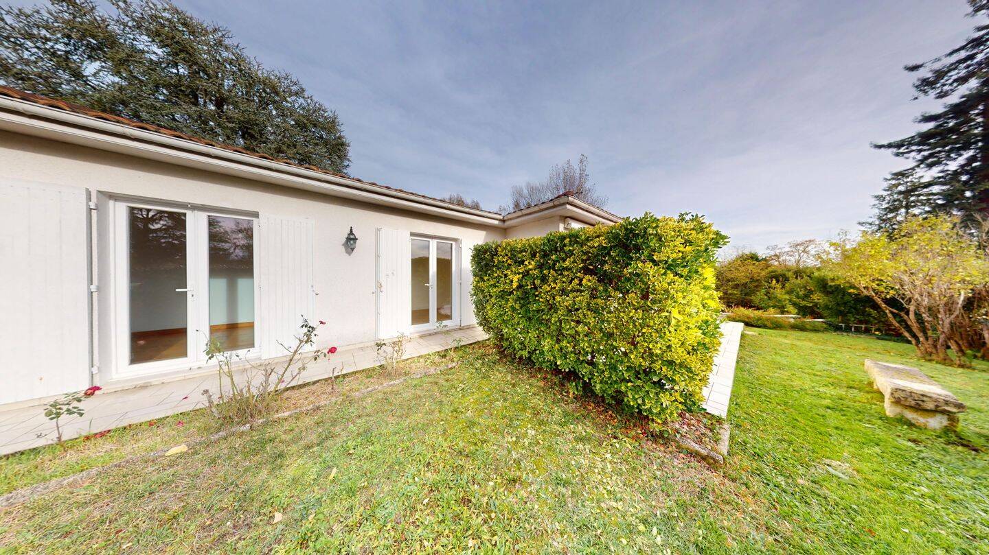 Maison 6 pièces 113 m² · à Léognan · 113 m² · 365 000 €