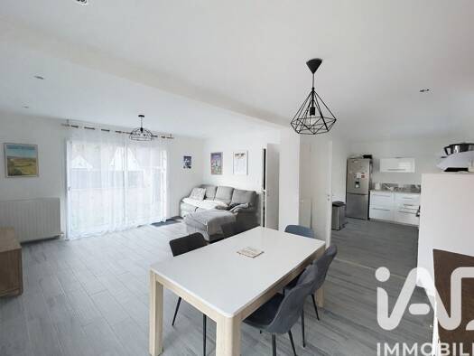 Maison à vendre 313 000 € 5 pièces 3 chambres 95 m² 210 m² de terrain Morigny-Champigny 91150