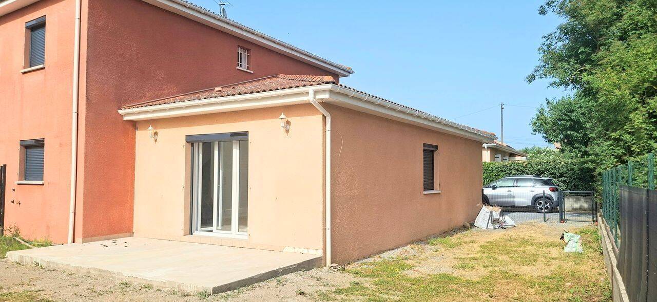 Maison 4 pièces 95 m² · à Tarbes · 95 m² · 940 €