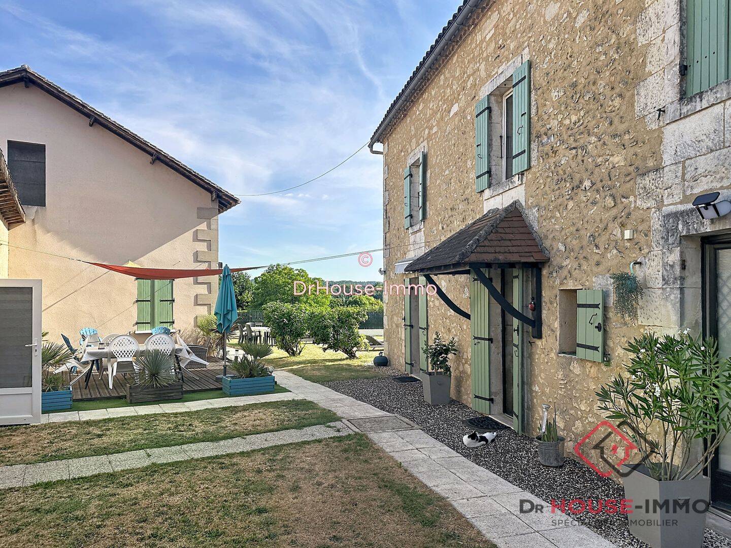 Maison 8 pièces 208 m² · à Mussidan · 207,9 m² · 345 000 €