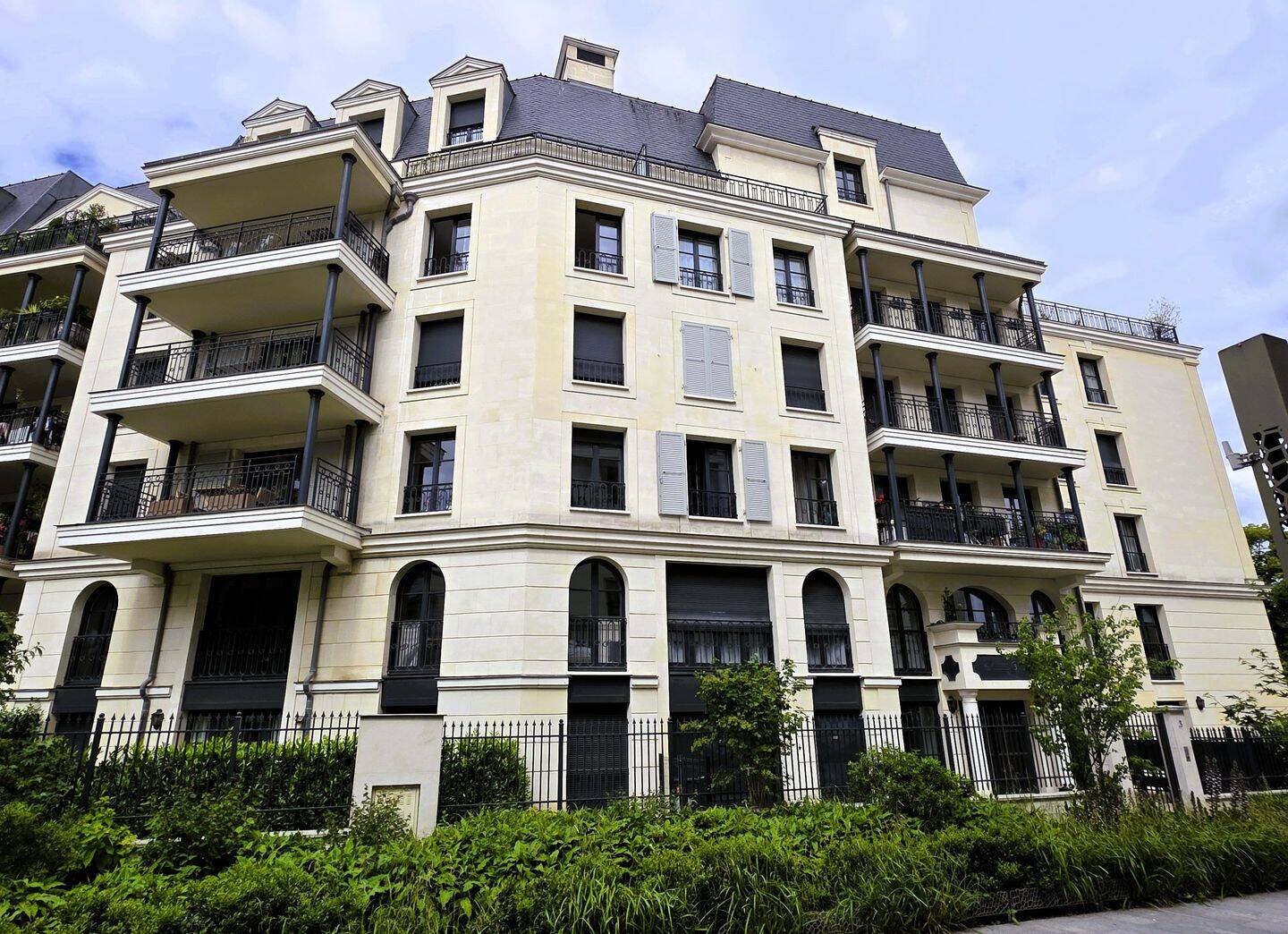 Appartement 2 pièces 42 m² · à Clamart · 41,8 m² · 1 185 €