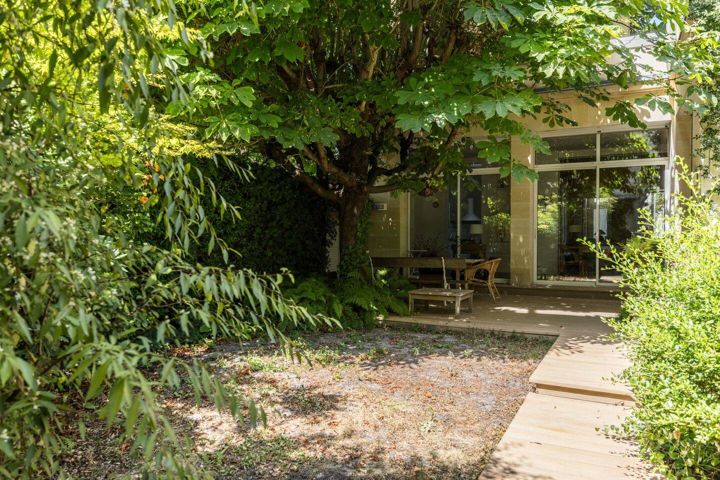 Maison 10 pièces 323 m² · à Bordeaux · 322,7 m² · 1 872 000 €