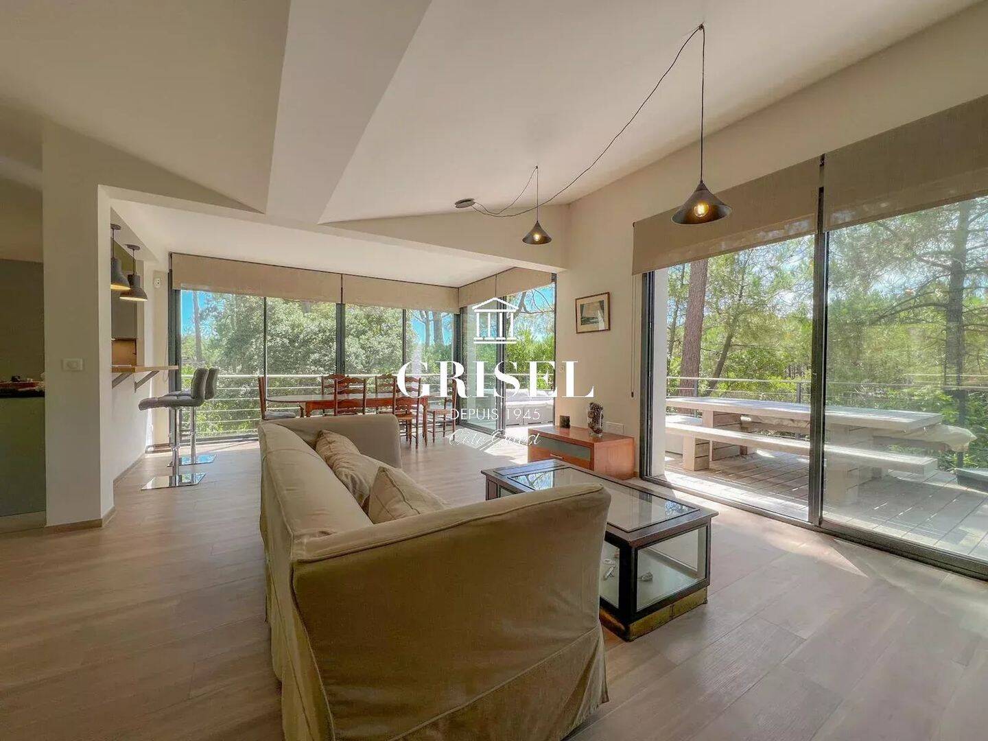 Maison 5 pièces 130 m² · à Lège-Cap-Ferret · 130 m² · 1 495 000 €