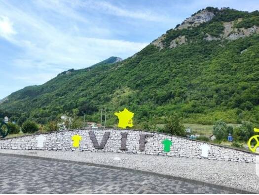 Terrain constructible à vendre 155 000 € 477 m² de terrain Peripherie Vif 38450