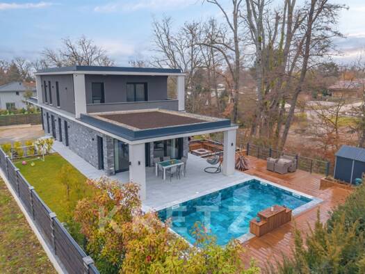 Villa à vendre 1 495 000 € 9 pièces 4 chambres 250 m² 1 066 m² de terrain Sciez 74140