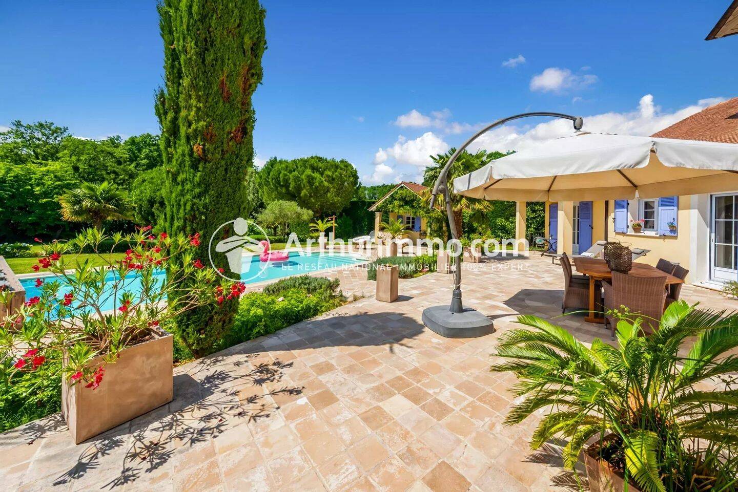 Maison 8 pièces 220 m² · à Fontainebleau · 220 m² · 1 280 000 €