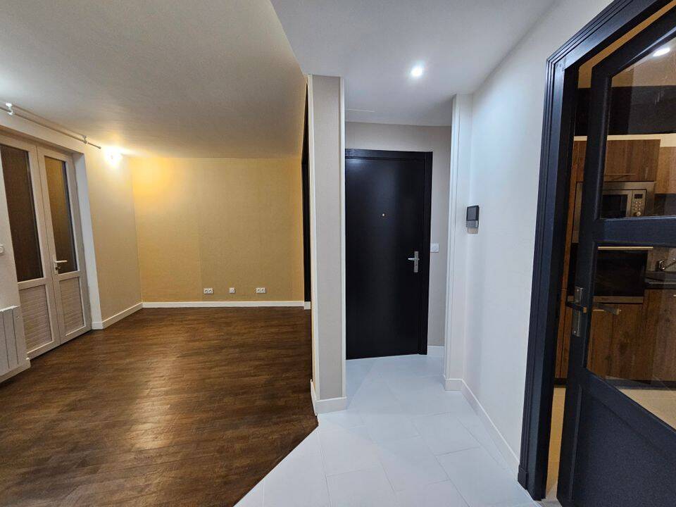 Appartement 4 pièces 78 m² · à Châteauroux · 78 m² · 830 €