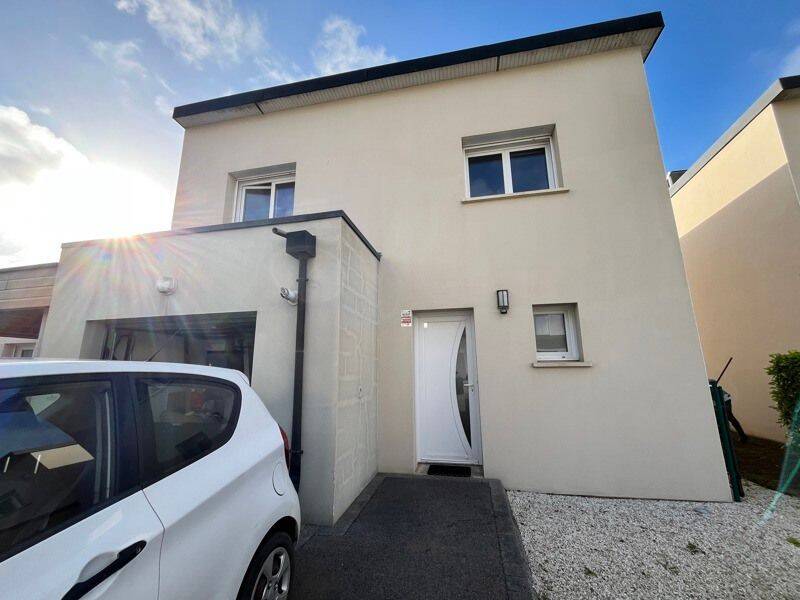Maison 4 pièces 91 m² · à Brest · 90,9 m² · 1 100 €/mois