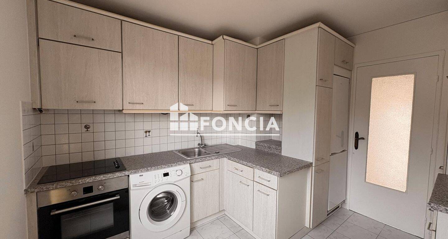 Appartement 3 pièces 71 m² · à Limay · 71,4 m² · 980 €