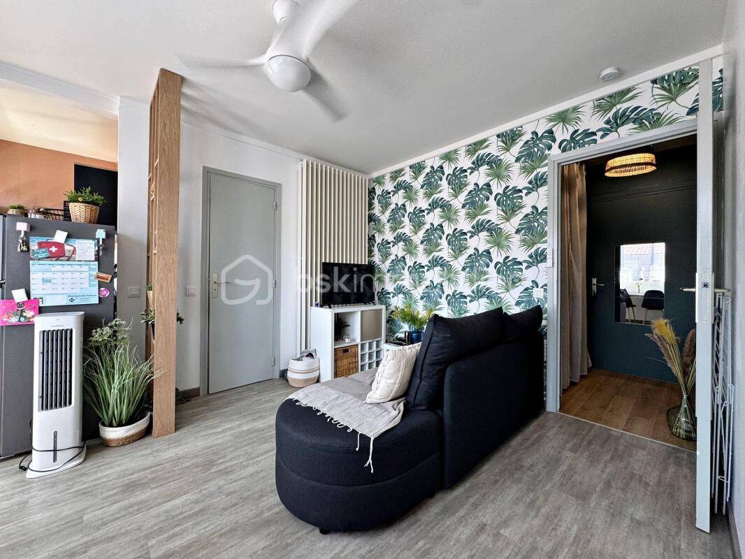 Appartement 1 pièce 28 m² · à Hyères · 27,9 m² · 129 000 €