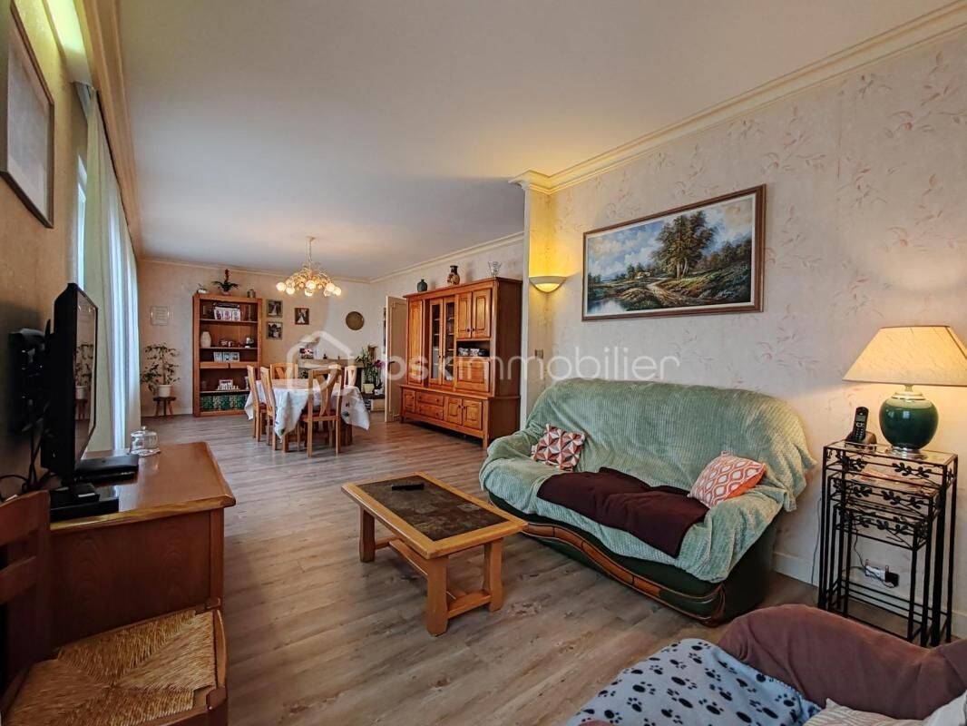 Maison 6 pièces 160 m² · à Toury · 159,5 m² · 229 900 €