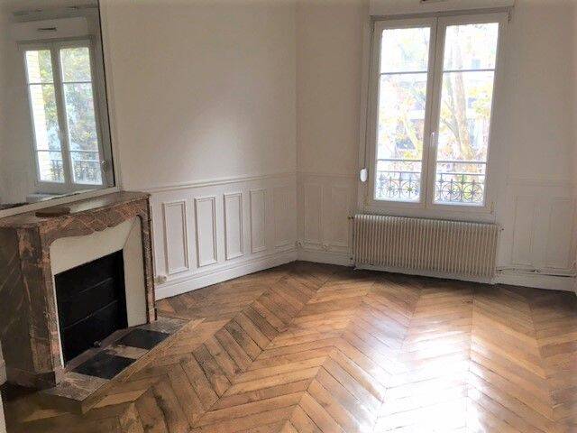 Appartement 2 pièces 40 m² · à Paris 17ème Arrondissement · 40 m² · 1 372 €