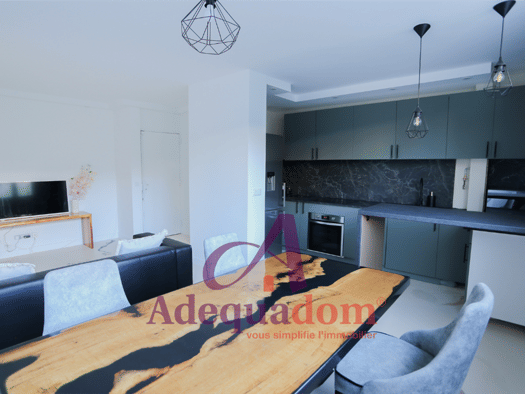 Appartement à vendre 480 000 € 4 pièces 3 chambres 71 m² 1er étage Deroulede-Leclerc-Albert Bois-Colombes 92270