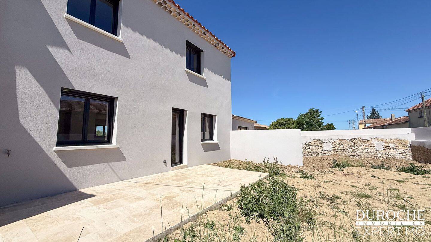 Maison 4 pièces 115 m² · à Camaret-sur-Aigues · 114,9 m² · 265 000 €
