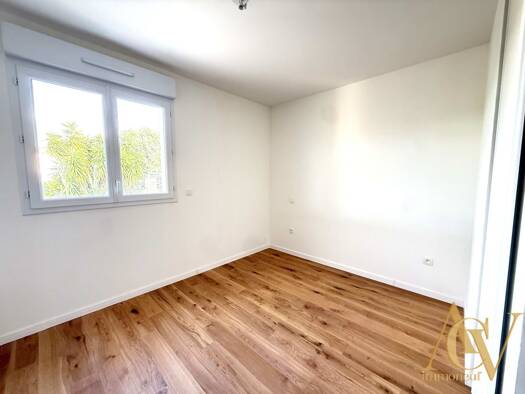 Appartement à vendre - neuf 338 963 € 3 pièces 2 chambres 65 m² Nord Cogolin 83310