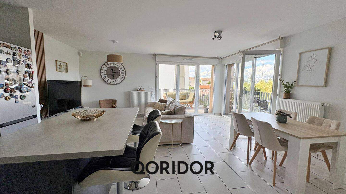 Appartement 3 pièces 70 m² · à Meyzieu · 70 m² · 249 000 €