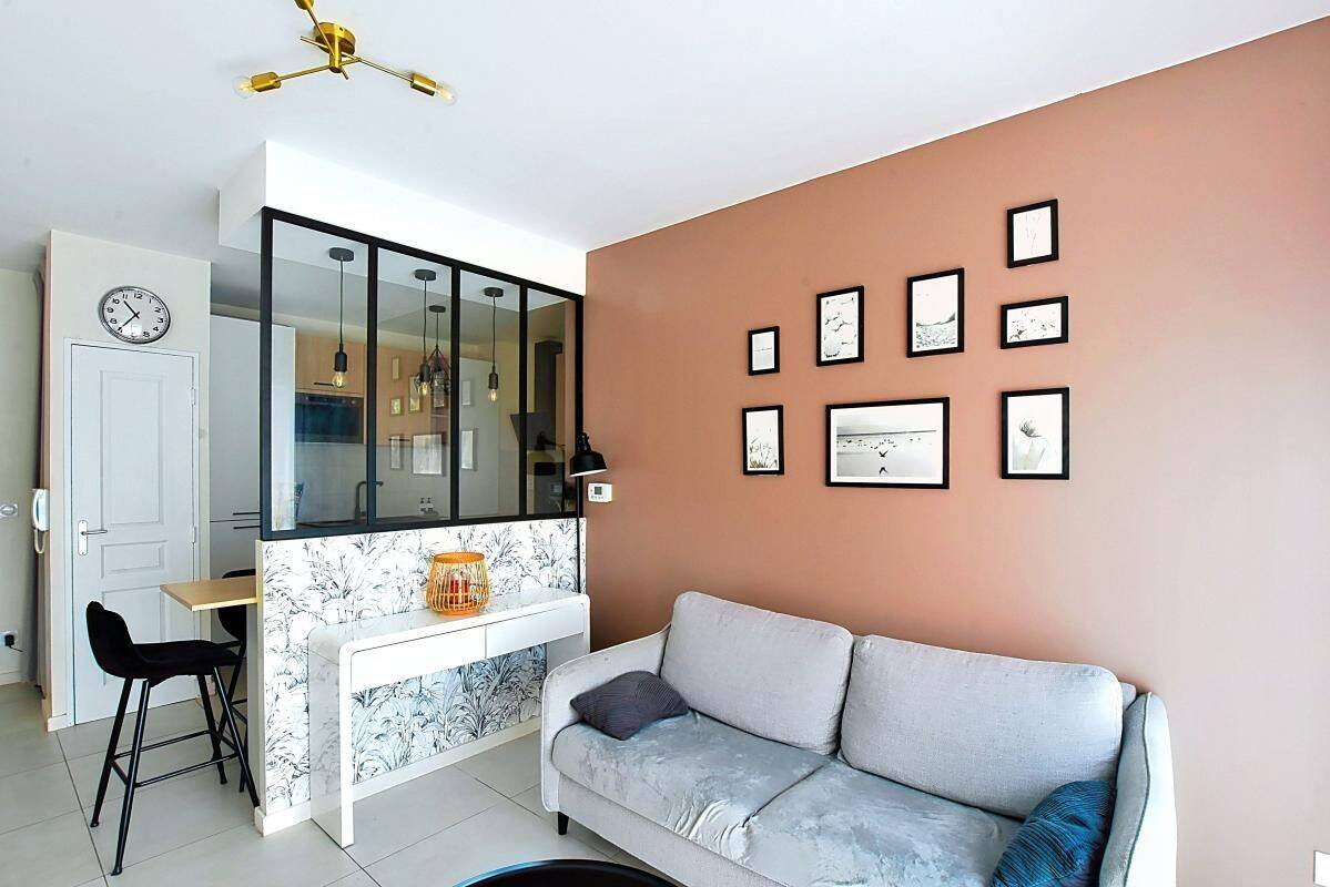 Appartement 3 pièces 53 m² · à Oullins-Pierre-Bénite · 52,9 m² · 1 090 €/mois
