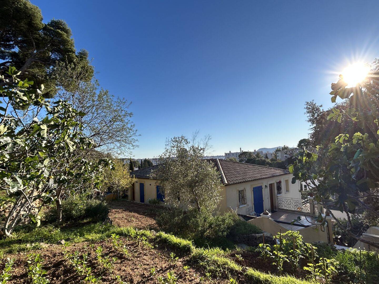 Maison 8 pièces 260 m² · à Toulon · 260 m² · 840 000 €